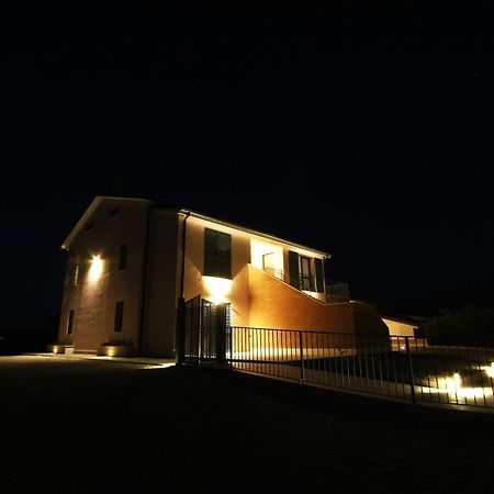La Collina Del Girasole Villa Montecastrilli Exteriör bild
