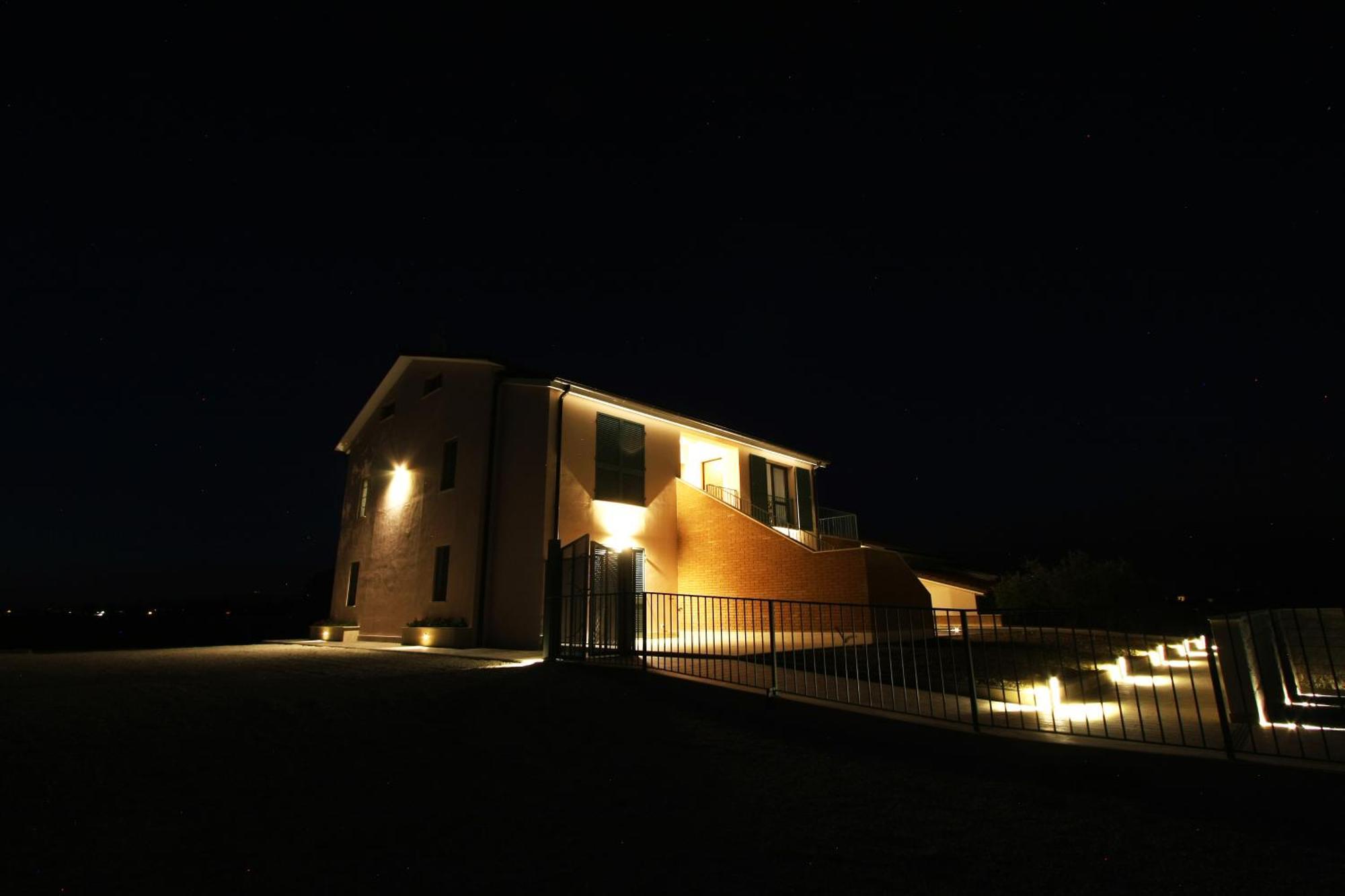 La Collina Del Girasole Villa Montecastrilli Exteriör bild