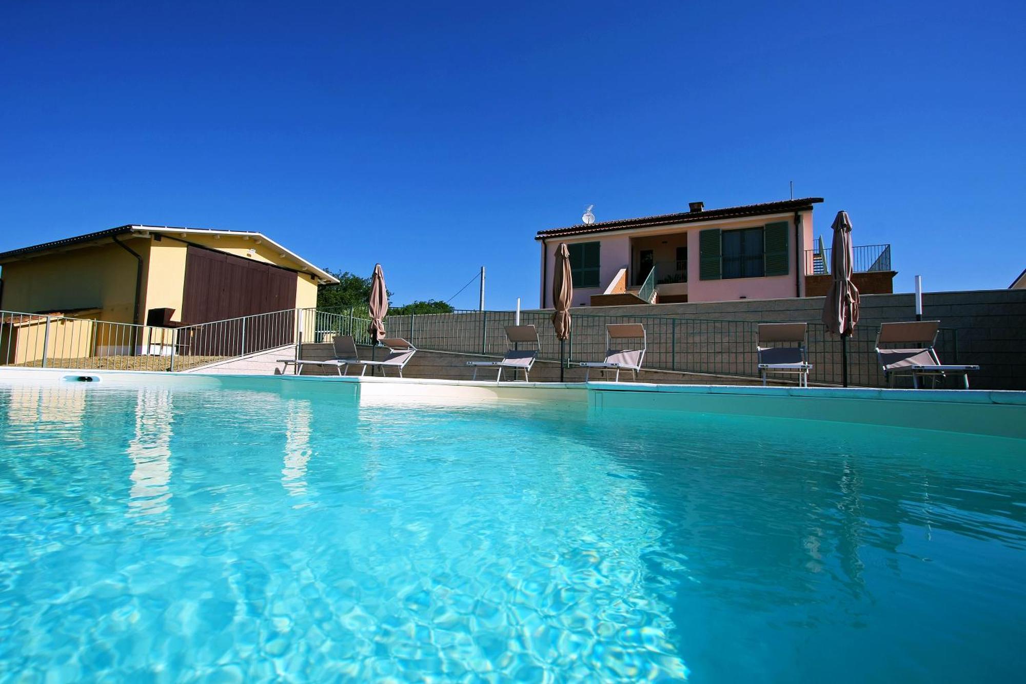 La Collina Del Girasole Villa Montecastrilli Exteriör bild