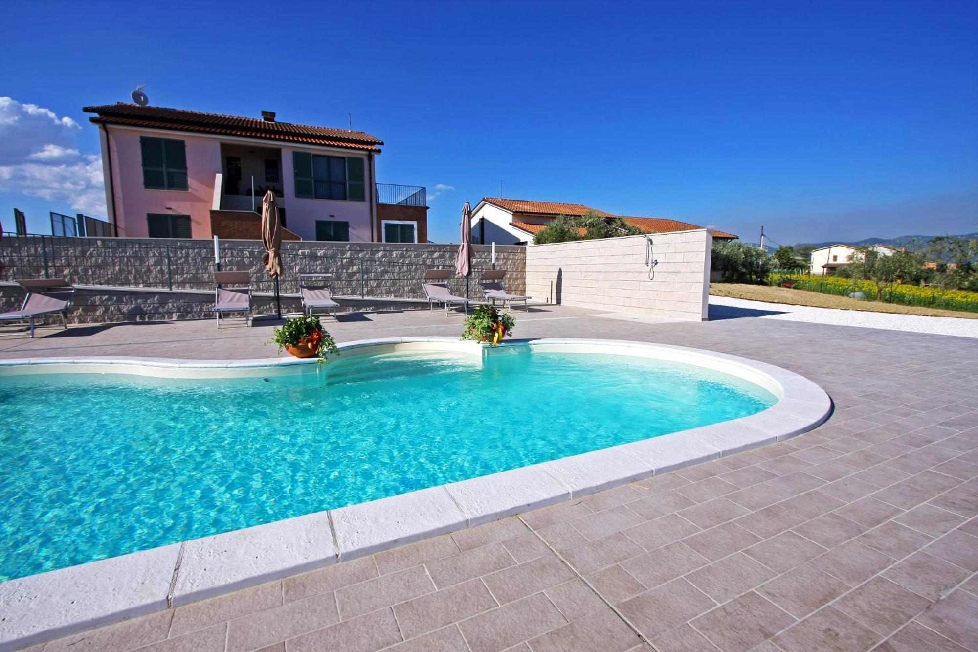 La Collina Del Girasole Villa Montecastrilli Exteriör bild